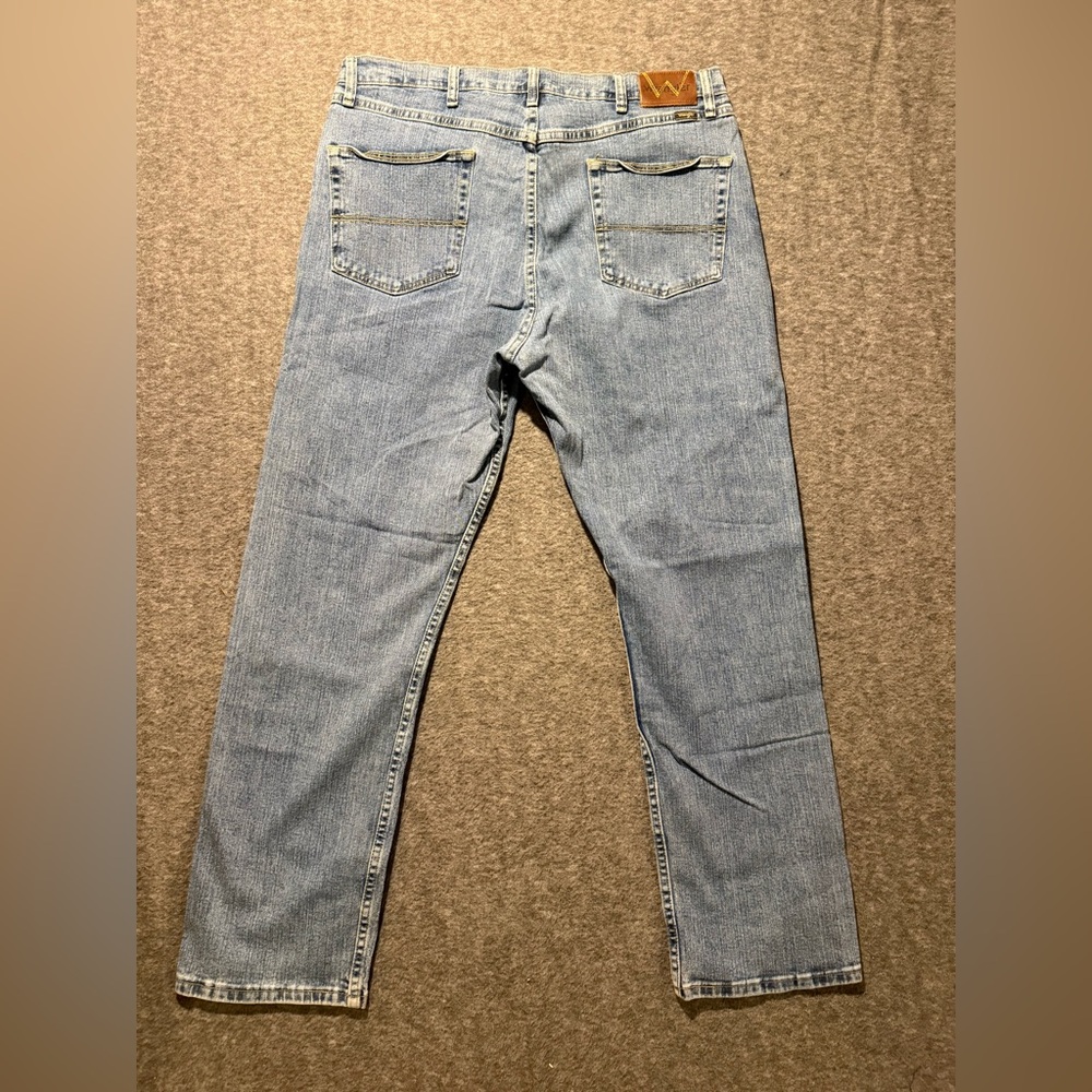 Wrangler Advanced Comfort Jeans mens 38x32 Regular Straight Relaxed Blue work